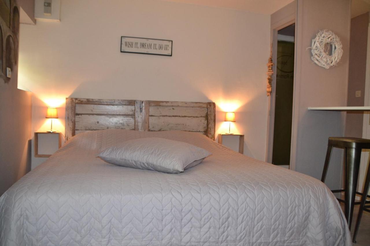 Maison Sous Le Pont Bed & Breakfast Meyras Exterior photo