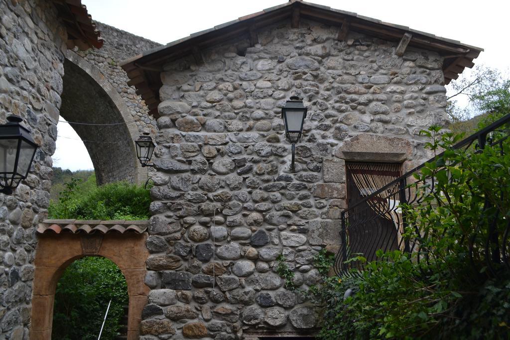 Maison Sous Le Pont Bed & Breakfast Meyras Exterior photo
